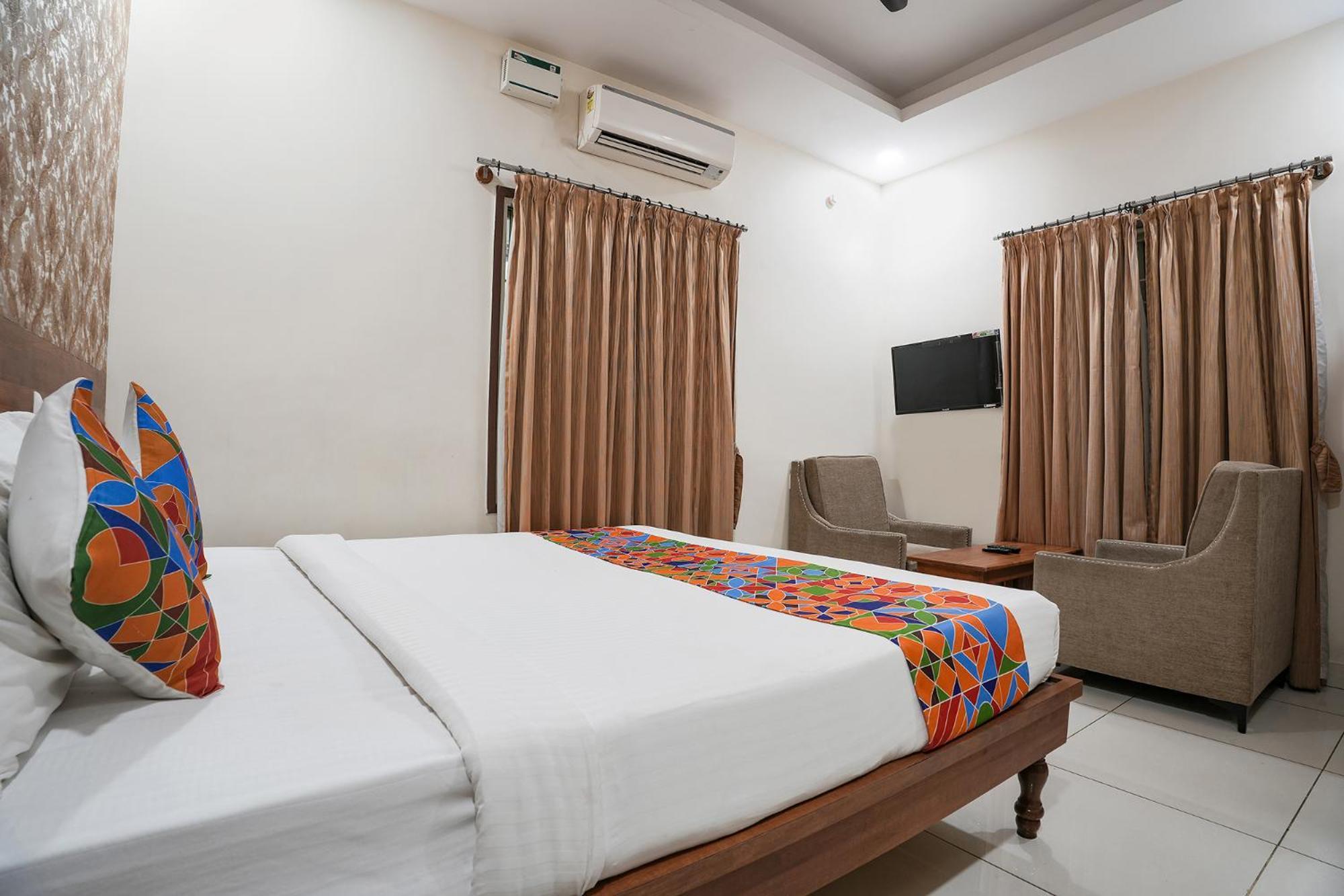 Fabhotel Champion Grand - Nr Fortis Hospital, Nagarbhavi Jālahalli Exterior photo