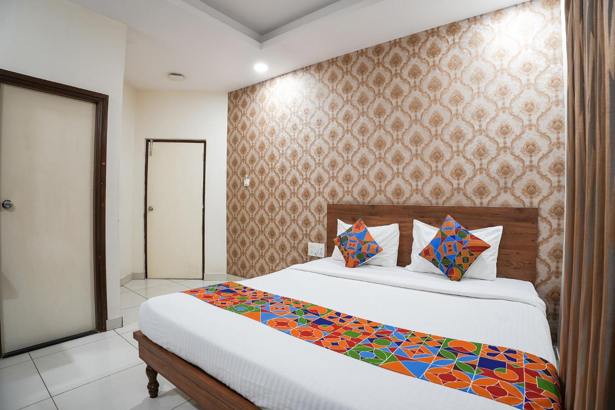 Fabhotel Champion Grand - Nr Fortis Hospital, Nagarbhavi Jālahalli Exterior photo